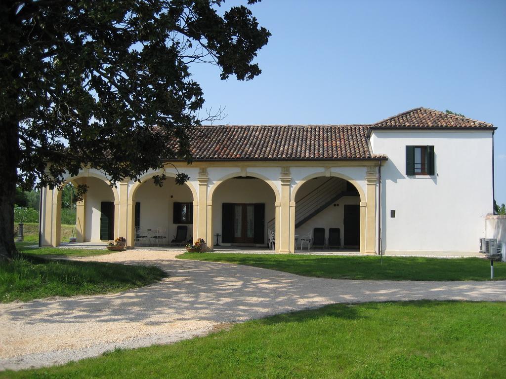 Pastori Mira